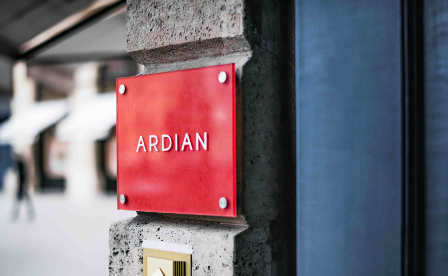 <span class="highlight">ARDIAN</span> Identifying AI use cases and adoption strategies to drive business value and efficiency
